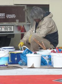 Autorem kreseb je bangalddéšský umělec Ruhul Kajol