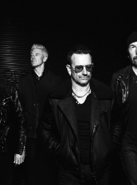 U2