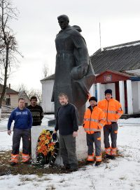 Účastníci humanitárního konvoje na Ukrajině