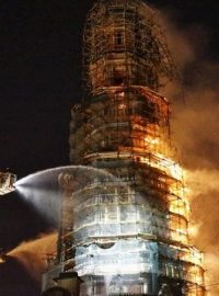 Požár Novoděvičího kláštera v centru Moskvy