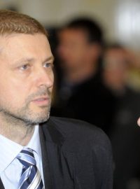 Roman Pekárek u Okresního soudu v Kolíně