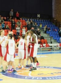 Nymburské basketbalistky se radují z vyřazení IMOSu Brno a postupu do semifinále