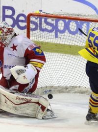 Dominik Furch v brance Slavie třikrát inkasoval. Naposledy z hole Tomáš Nouzy