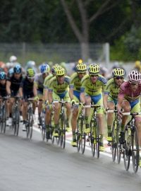 Tým Tinkoff-Saxo bude bránit růžový dres pro svého lídra Contadora, zelenou dominanci se pokusí narušit i skupina jezdců stáje Sky