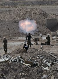 V Afghánistánu zemřely při bojích mezi Tálibánem a Islámským státem desítky ozbrojenců (ilustrační foto)