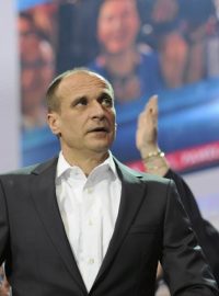 Bývalý rocker Pavel Kukiz má podle průzkumů podporu voličů (archivní foto po 1. kole prezidentských voleb)