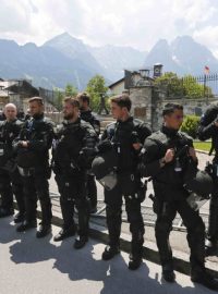 Na bezpečnost v místě summitu budou dohlížet tisíce policistů