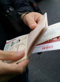 Policie hledala ve vlacích imigranty. Zadržela celkem 7 lidí