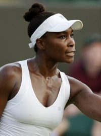 Venus Williamsová předvádí na Wimbledonu zatím výborné výkony