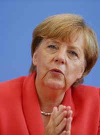 Angela Merkelová vyzvala Němce k toleranci vůči uprchlíkům