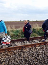 Migranti v Röszke na maďarsko-srbské hranici