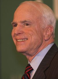 Americký senátor John McCain