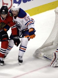 Patrick Kane z Chicaga zaznamenal proti Edmontononu čtyři body a dostal se do čela kanadského bodování NHL