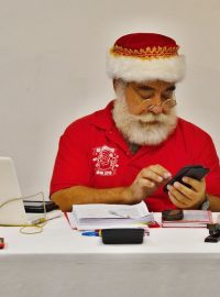 Zakladatel školy Papai Noelů Limachem Cherem