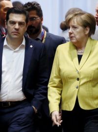 Řecký premiér Tsipras a německá kancléřka Merkelová na summitu EU k uprchlické krizi