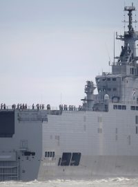 Francouzská vrtulníková loď Mistral