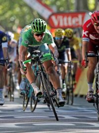 Slovenský cyklista Peter Sagan ovládl 16. etapu Tour de France