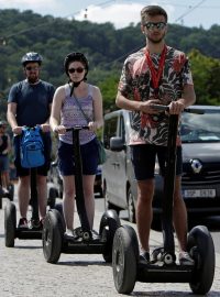 Turisté v Praze, turisté v Česku, segway