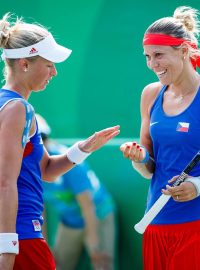 Andrea Hlaváčková a Lucie Hradecká