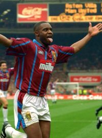 Dalian Atkinson na archivním snímku z roku 1994