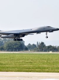 Neviditelný bombardér B-1B poprvé v Mošnově