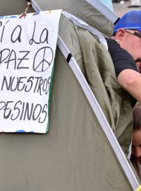 &quot;Ano míru&quot; - demonstrace na podporu mírové dohody mezi Bogotou a FARC.