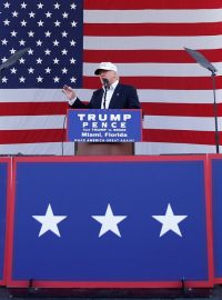 Jižní Karolína je podle průzkumů rozhodnutá pro republikánského kandidáta Donalda Trumpa