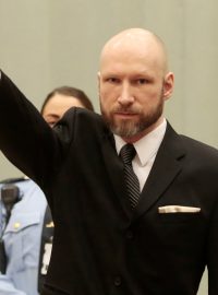 Anders B. Breivik u soudu v Norsku