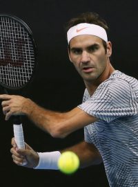 Roger Federer se vrací po půlroční odmlce