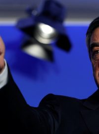 Pravicový prezidentský kandidát François Fillon.