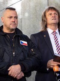 Miroslav Ševčík na demonstraci proti vládě s názvem Česká republika na 1. místě 28. září 2022 v Praze. Na snímku po jeho pravici Tomáš Ortel