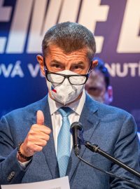 Andrej Babiš představil stínovou vládu hnutí ANO