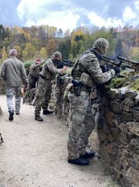 Státní hrad a zámek Bečov posloužil armádě ke speciálnímu cvičení