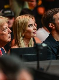 Donald Trump, Ivanka Trump s manželem Jaredem Kushnerem