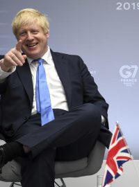 Boris Johnson na summitu G7 v Biarritzu