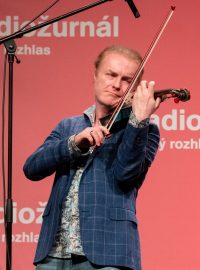 Na Dobrém dni Radiožurnálu zahrál houslista Pavel Šporcl