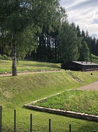 Památník holokaustu Romů a Sintů na Moravě v Hodoníně u Kunštátu