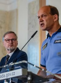 Vít Rakušan, Petr Fiala a Martin Vondrášek na tiskové konferenci 10. 6. 2024