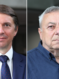 Náměstek ministra zahraničních věcí Jiří Kozák (ODS) a bývalý zástupce českého velvyslance v Izraeli Antonín Hradilek