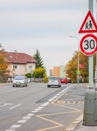 Omezená rychlost na 30 kilometrů za hodinu