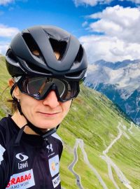 Martina Sáblíková na legendárním stoupání na Stelvio