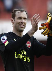 Brankář Arsenalu Petr Čech