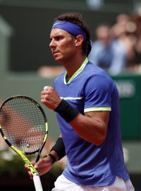 Španělský tenista Rafael Nadal patří k favoritům Wimbledonu.