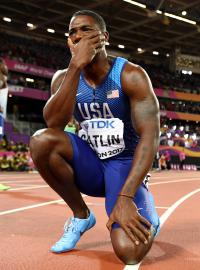 Dojatý Justin Gatlin po vítězství na stovce