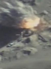 Záběr ruského ministerstva obrany z bombardování Idlíbu 28. září (ilustrační foto)