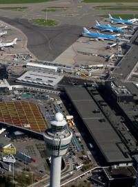 Největší nizozemské letiště Schiphol nedaleko Amsterdamu.