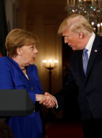 Německá kancléřka Angela Merkelová a americký prezident Donald Trump v Bílém domě