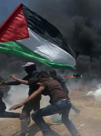 Rozhánění palestinských demonstrantů