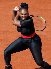 Serena Williamsová ve své netradičním outfitu