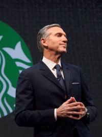 Šéf Starbucksu Howard Schultz na archivním snímku.